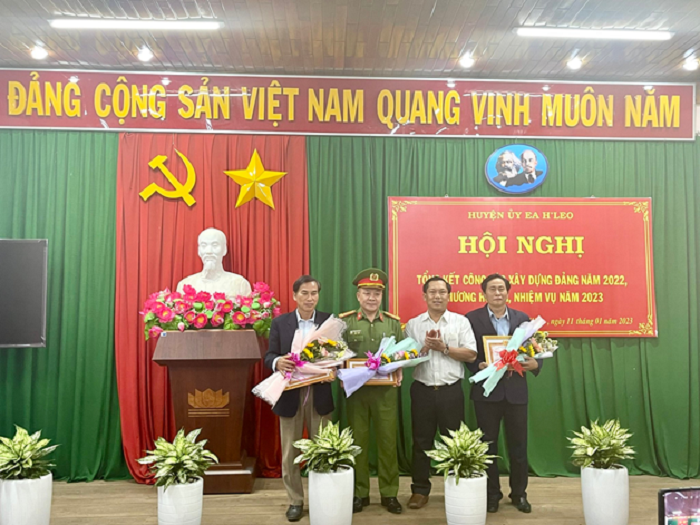 Huyen uy tong ket nam 2022 2